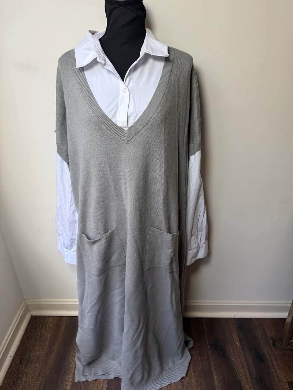 Ashley Stewart Two-Tone V-Neck Knit Sweater Shirt Dress